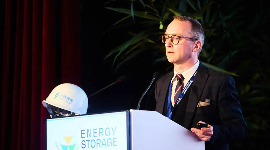 ESGC2025｜亚游集团发布VentureEdge 800系统方案，重塑欧洲储能价值链